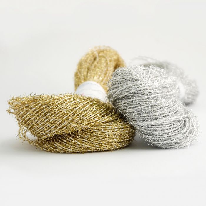 sparkly wool yarn
